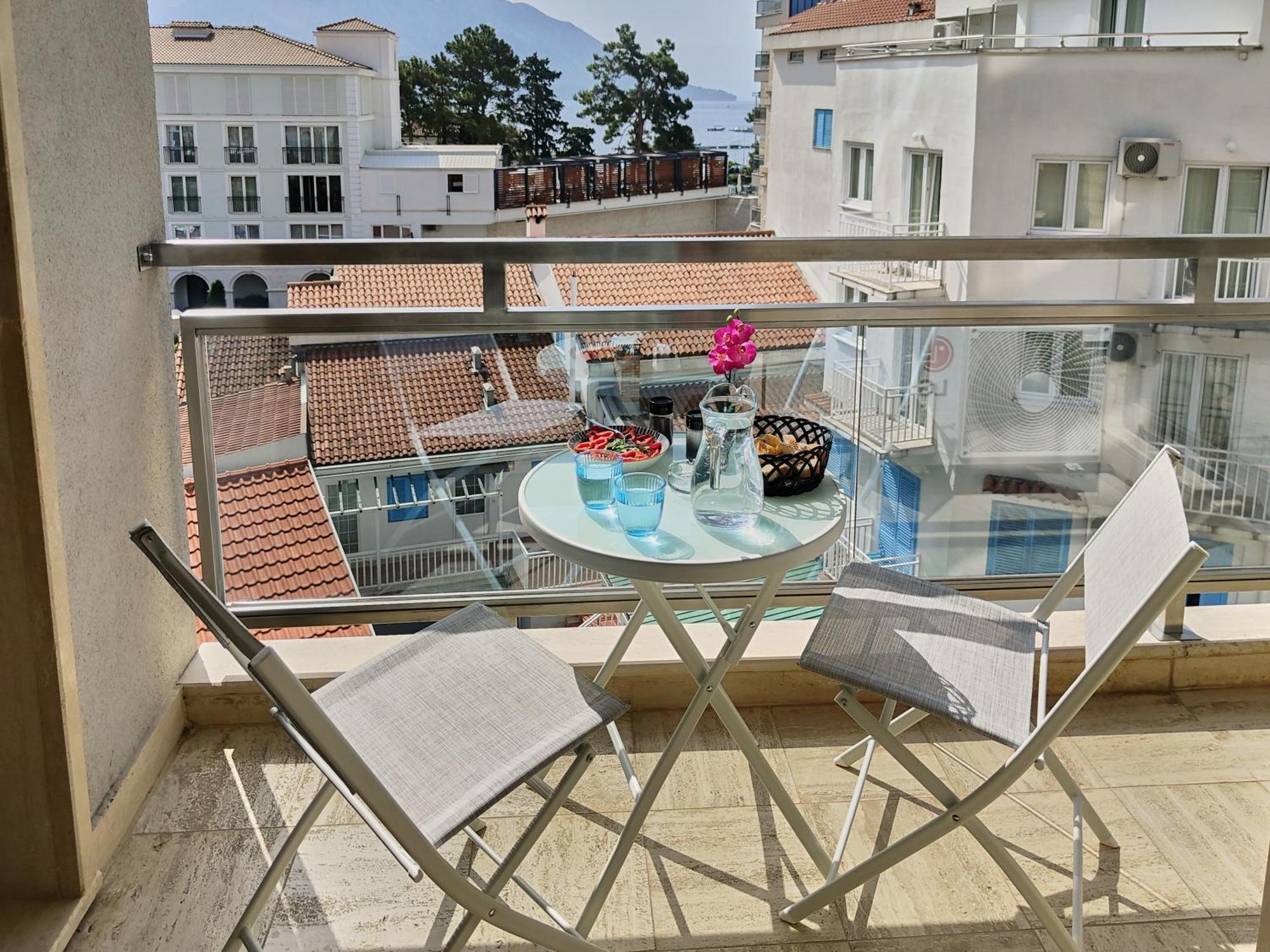 Montesun Fontana Apartments Budva Dış mekan fotoğraf